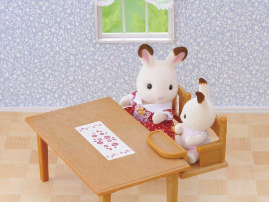 Epoch Toys Family Table & Chairs Sylvanian Families For 3+ Years 100cm
