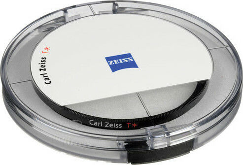 Zeiss T* Filtru UV Cu diametrul 67mm pentru obiective foto