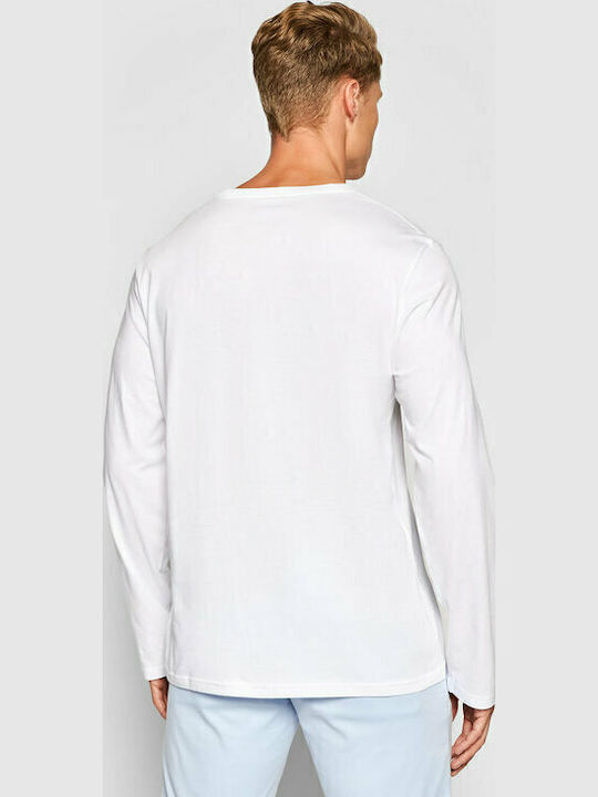 T-shirt White