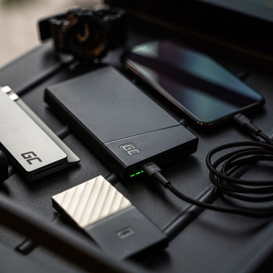 Green Cell PBGC02S Power Bank 10000mAh 18W με 2 Θύρες USB-A και Θύρα USB-C Power Delivery / Quick Charge 3.0 Μαύρο
