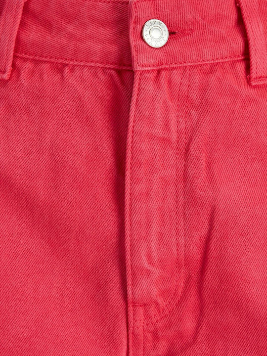Hoch tailliert Damenjeans in Mom-Passform Fuchsie