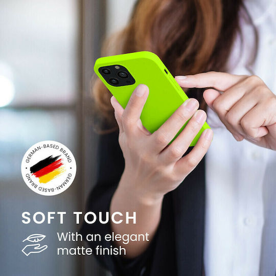 KWmobile Umschlag Rückseite Silikon Neon Yellow (iPhone 13 Pro Max)