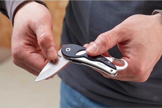 Stanley Edelstahl mit Gürtelclip Taschenmesser Schwarz