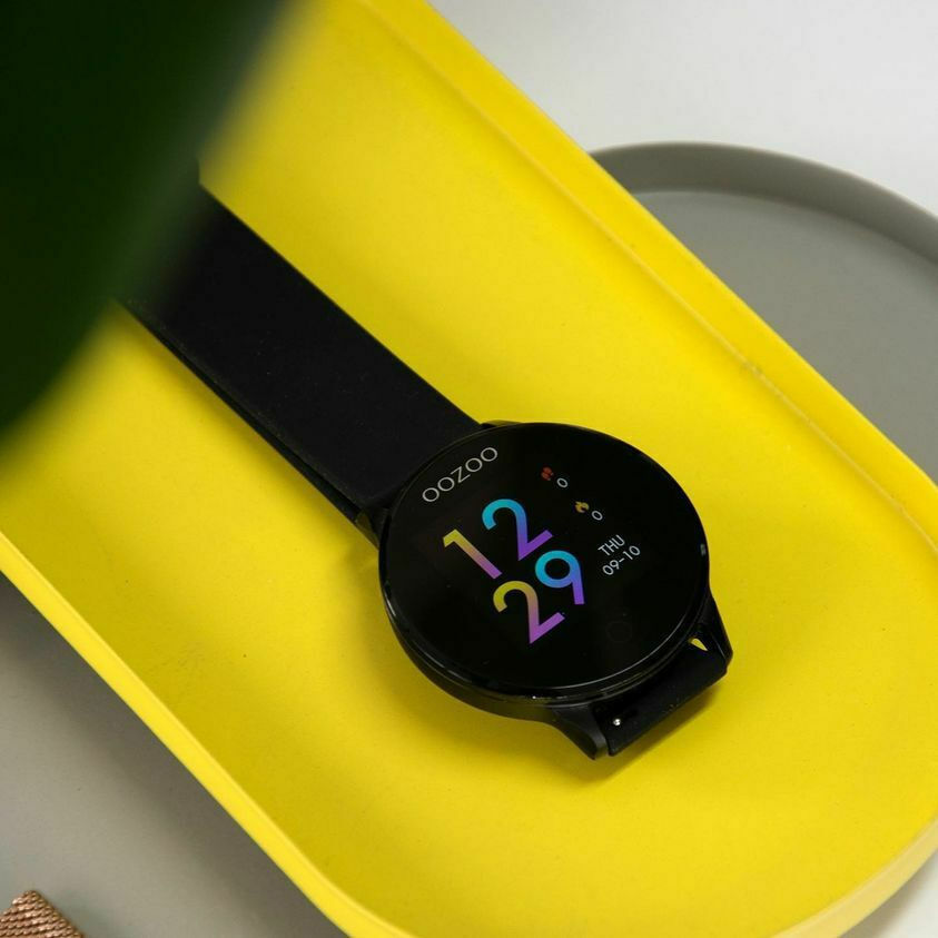 Oozoo Q00115 Stainless Steel 43mm Smartwatch με Παλμογράφο (Μαύρο