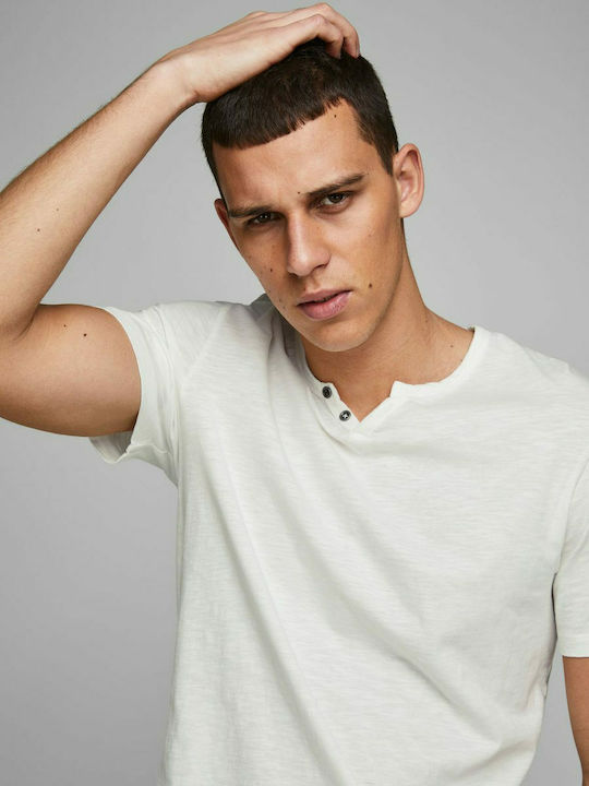 T-shirt White