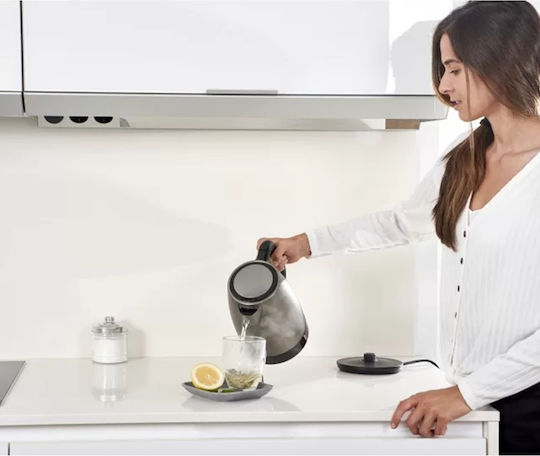 Black & Decker BXKE2201E Електрическа кана 1.7л 2200W Сребриста