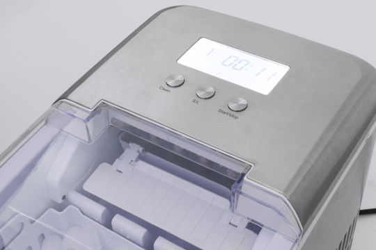 Caso Планетарна машина с Дневно производство 12кг IceChef Pro 3302