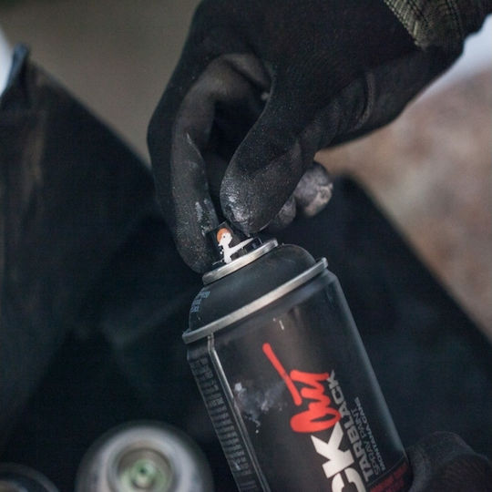 Montana Cans Spray Paint Blackout Tarblack with Matt Effect Black 400ml