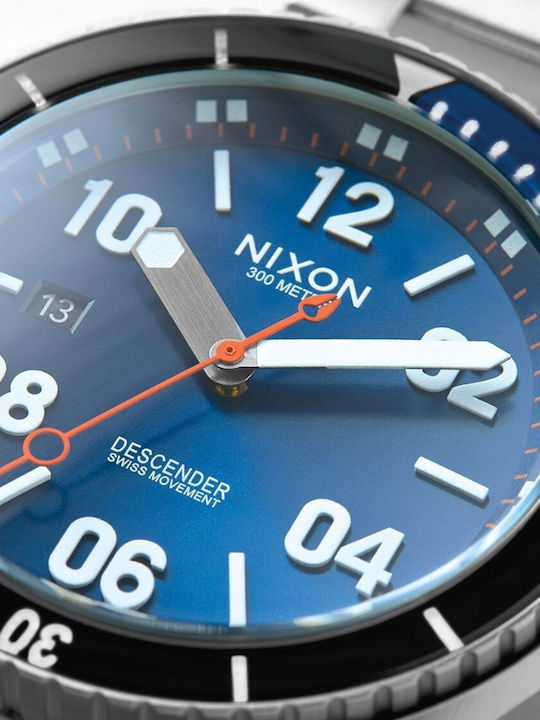 Nixon Ανδρικό Ρολόι 45mm Μπαταρίας με Ασημί Μεταλλικό Μπρασελέ