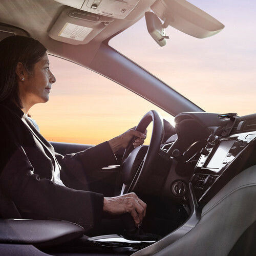 Amazon Bluetooth Autoturism Echo Auto pentru Tabloul de Bord (AUX / Receptor audio / Port de încărcare USB)