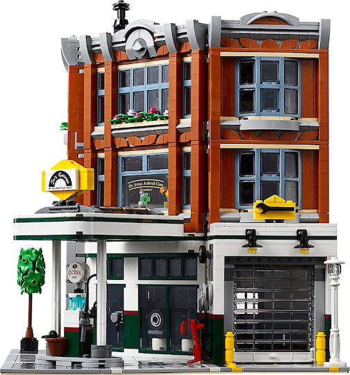 LEGO Creator Corner Garage για 16+ Ετών