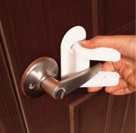 Door Safety Lock made of Plastic in White Color 2pcs