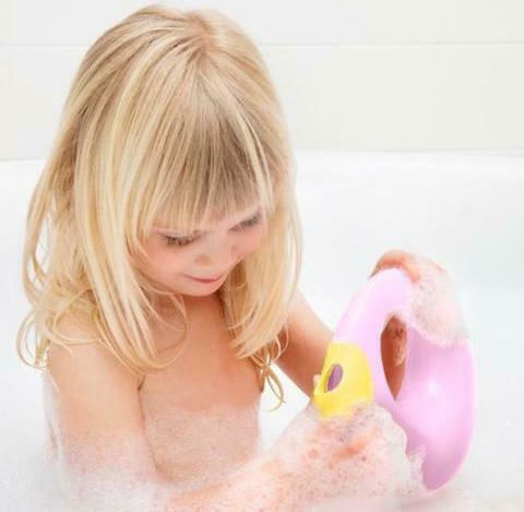Quut Cana Small Plastic Beach Watering Can Pink 0.5lt