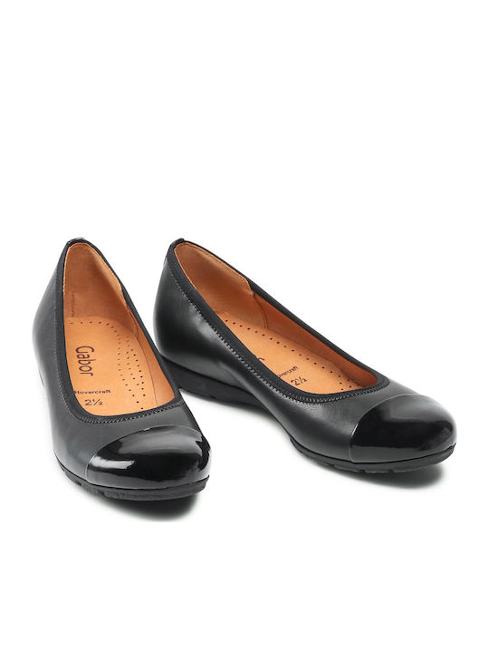 Lederne Damen Ballerinas in Schwarz Farbe