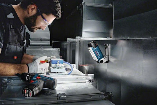 Bosch Wiederaufladbar Handstrahler LED mit maximaler Helligkeit 330lm Blau