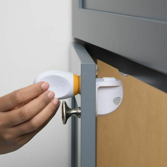 Safety 1st Cabinet & Drawer Protectors with Magnet made of Plastic in White Color 2pcs