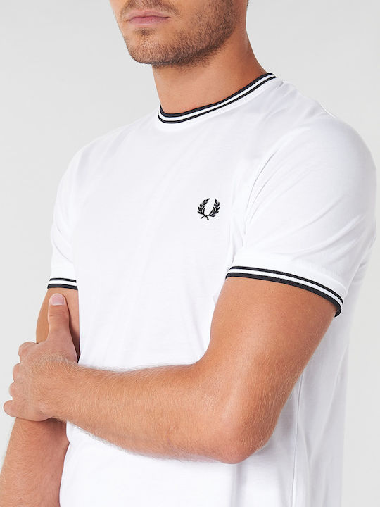 T-shirt White
