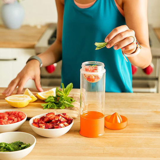 Munchkin Παιδικό Ποτηράκι Miracle Fruit Infuser από Πλαστικό Πορτοκαλί 590ml για 12m+