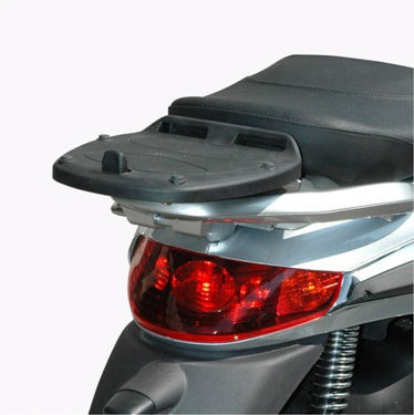 Givi Case Mounts for Piaggio Beverly 400 / Beverly 500 Piaggio Beverly 250-500 '05-400 '06/Tourer '08-'09