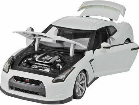 Bburago Nissan GT-R Car Scale 1:18 For 3+ Years (Various Designs) 1pc