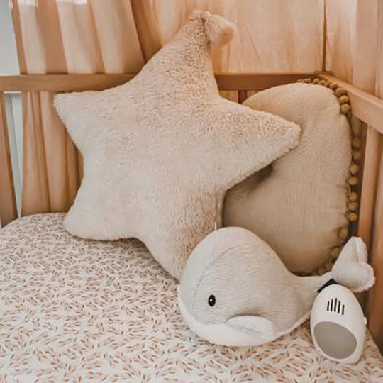 Flow Sleep Toy Moby the Whale made of Fabric with White Noise and Music for 0++ Months