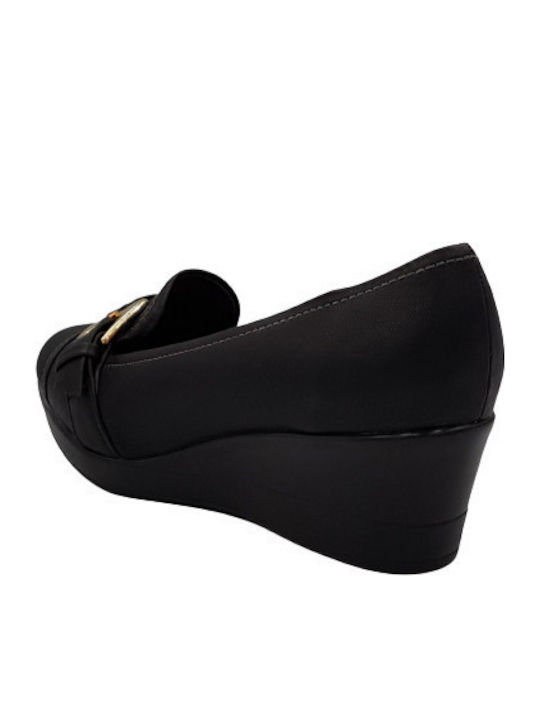 Women's Loafers in Black Color