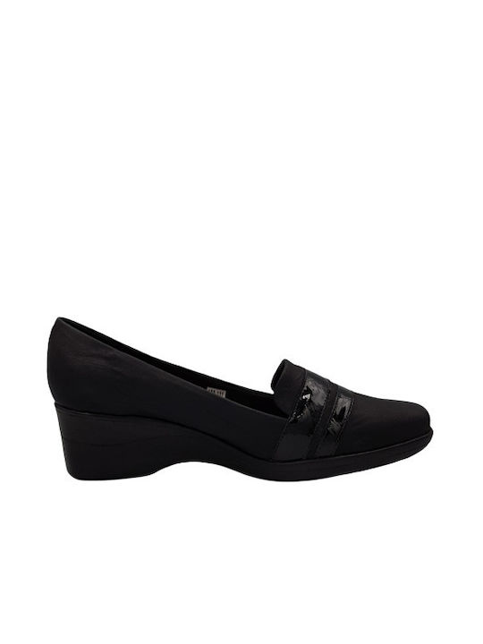 Piccadilly Women's Moccasins in Black Color