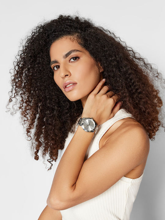 Michael Kors Runway Women's Watch with Silver Metal Bracelet