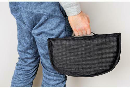 Lampa Ergo Seat Travel Car Pillow Ergo Seat Folding Seat Cushion with Gel in Black Color