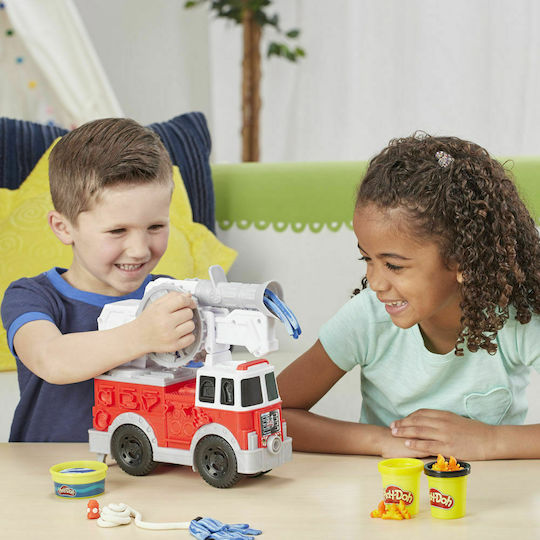 Hasbro Play-Doh Spielset Modellierknete Räder Feuerwehrauto mit 5 Farben für 3+ Jahre