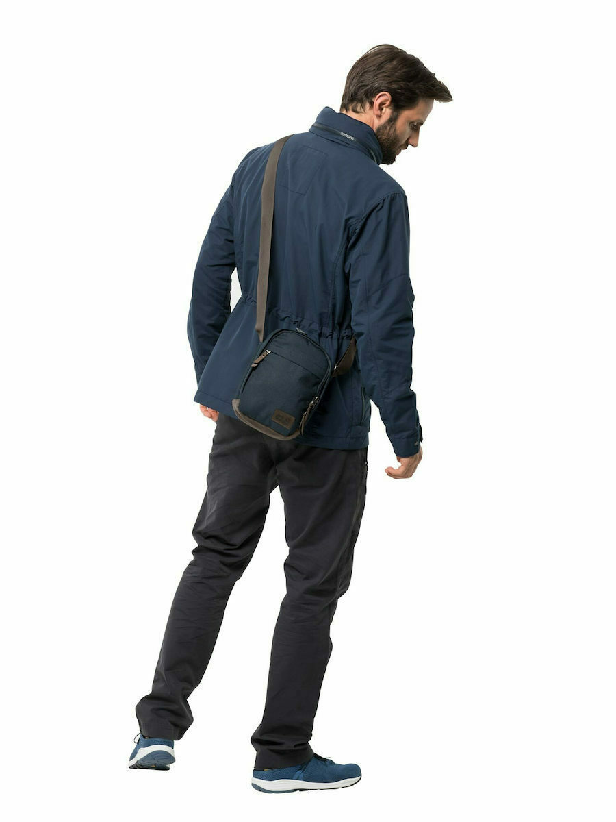 Jack wolfskin heathrow store shoulder bag