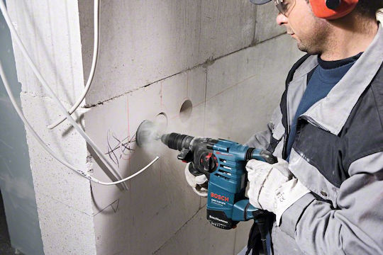 Bosch GBH 3-28 DFR Professional Impact Demolition Hammer Electric 800W with Chuck SDS Plus / Quick 061124A000