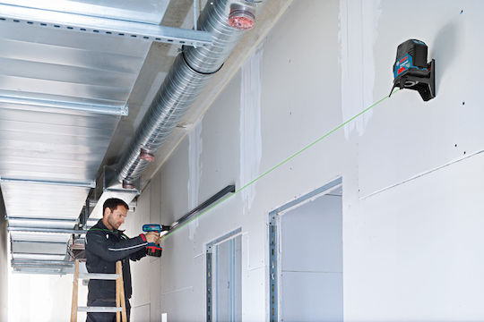 Bosch GCL 2-15 G Professional Self-leveling Linear Laser Level Green Beam 1.5V with Working Range 15m