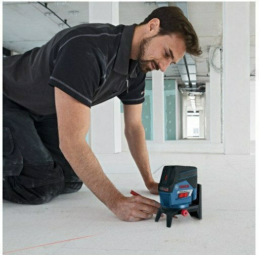 Bosch Αυτορυθμιζόμενο Γραμμικό Αλφάδι Laser Κόκκινης Δέσμης 12V με Εύρος Εργασίας 20m