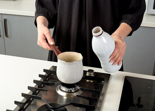 Nava Coffee Pot made of Aluminum Terrestrial in Beige Color Non-Stick 750ml