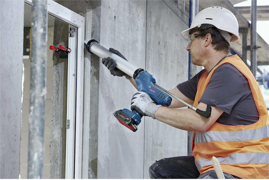 Bosch GCG 18V-600 Electric Silicone Glue Gun Battery 18V Solo