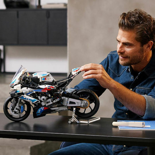 LEGO Lego Technik BMW M 1000 RR Für 18+ Jahre 1920 Stück