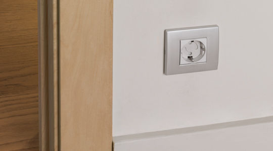 Inofix Socket Protective Cover Simple Placement made of Plastic in White Color 4x3.6x4εκ. 4pcs