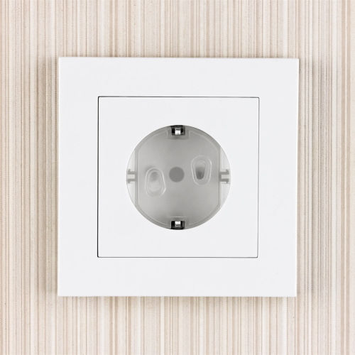 Reer Socket Protective Cover Simple Placement made of Plastic in White Color 5pcs