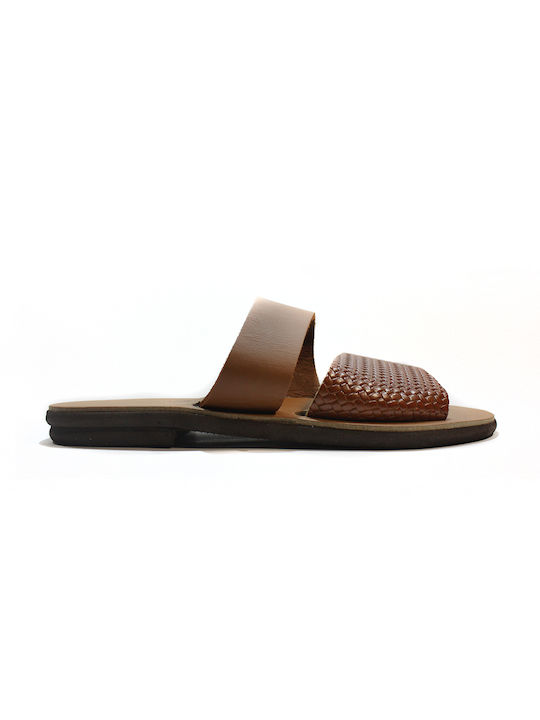 Women's leather sandals in tan color