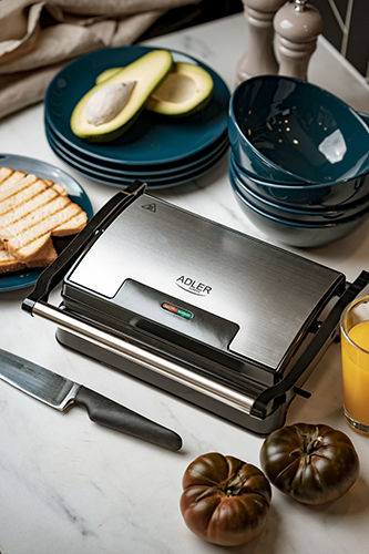 Adler Τοστιέρα Γκριλιέρα 700W Inox