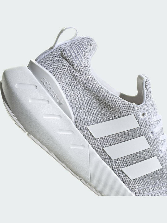 Swift Run 22 Sneakers Cloud White / Grey Two / Core Black