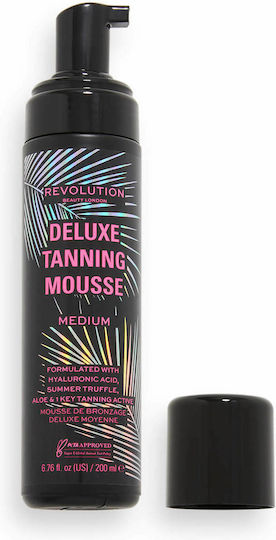 Revolution Beauty Deluxe Selbstbräuner Mousse Körper Hell / Mittel Leicht/Mittel 200ml