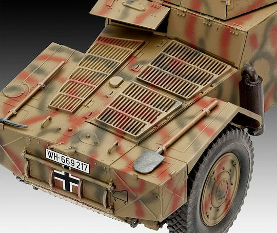 Revell Armoured Scout Vehicle P204 Modeling Figure Tank 158 Pieces in Scale 1:35 13.7cm.