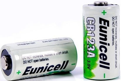 Eunicell Lithium Batteries CR123 3V Single Use Long Life 2pcs