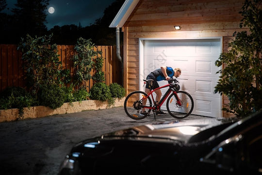 Philips Στεγανός Προβολέας LED 20W Θερμό Λευκό 3000K IP65
