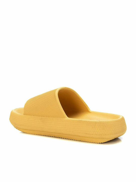 Xti Frauen Flip Flops in Gelb Farbe