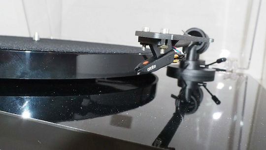 Pro-Ject Audio E1 BT Πικάπ με Belt Drive και Προενίσχυση Μαύρο