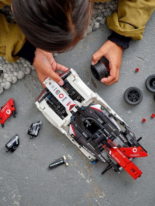 Плеймейт свещ Technic Formula E Porsche 99X за 9+ години Години LEGO