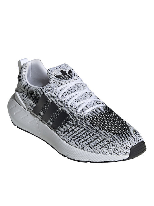 Swift Run 22 Sneakers Cloud White / Core Black